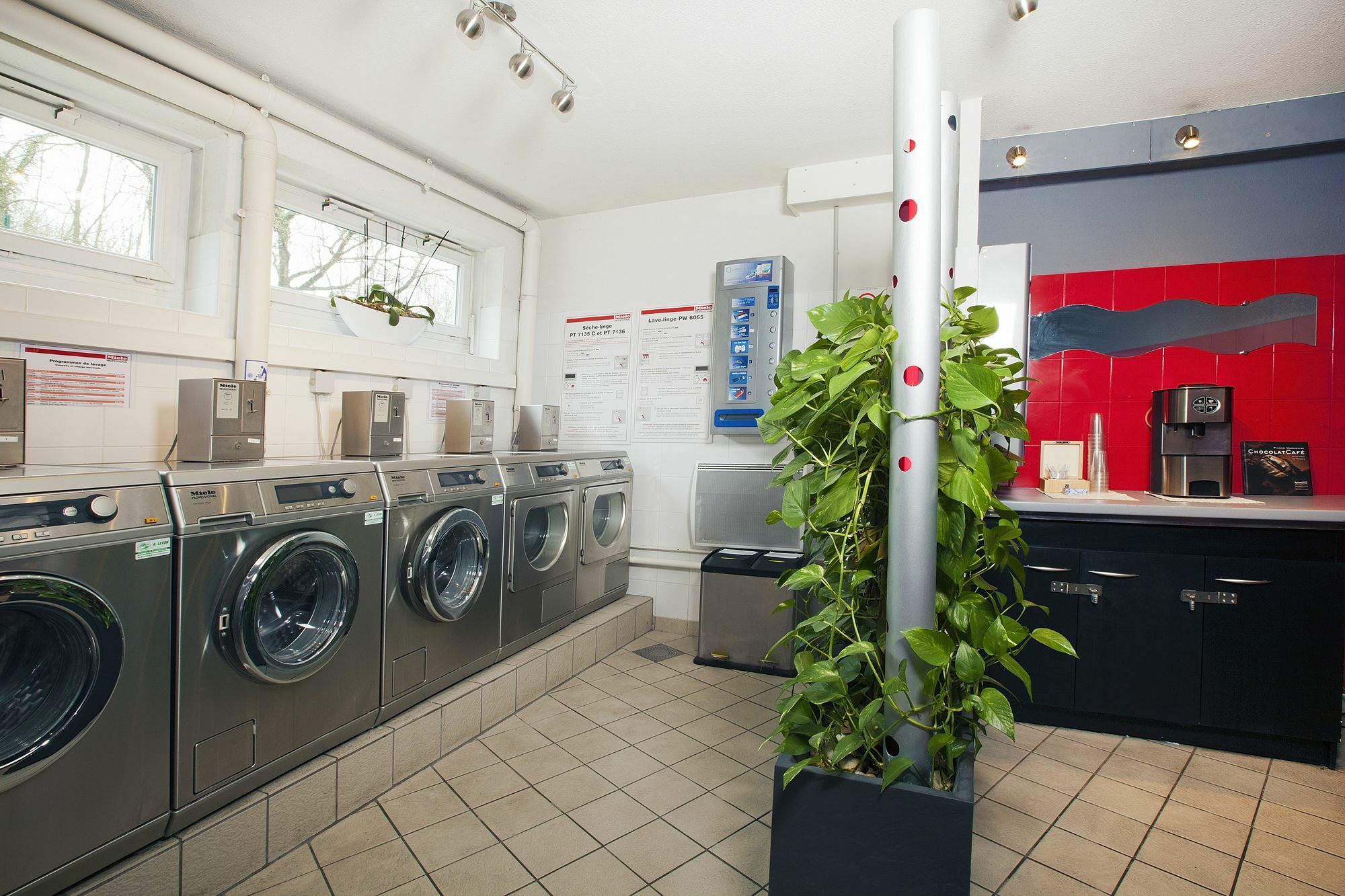 Residhome Paris Saclay " Bures Sur Yvette " Eksteriør bilde